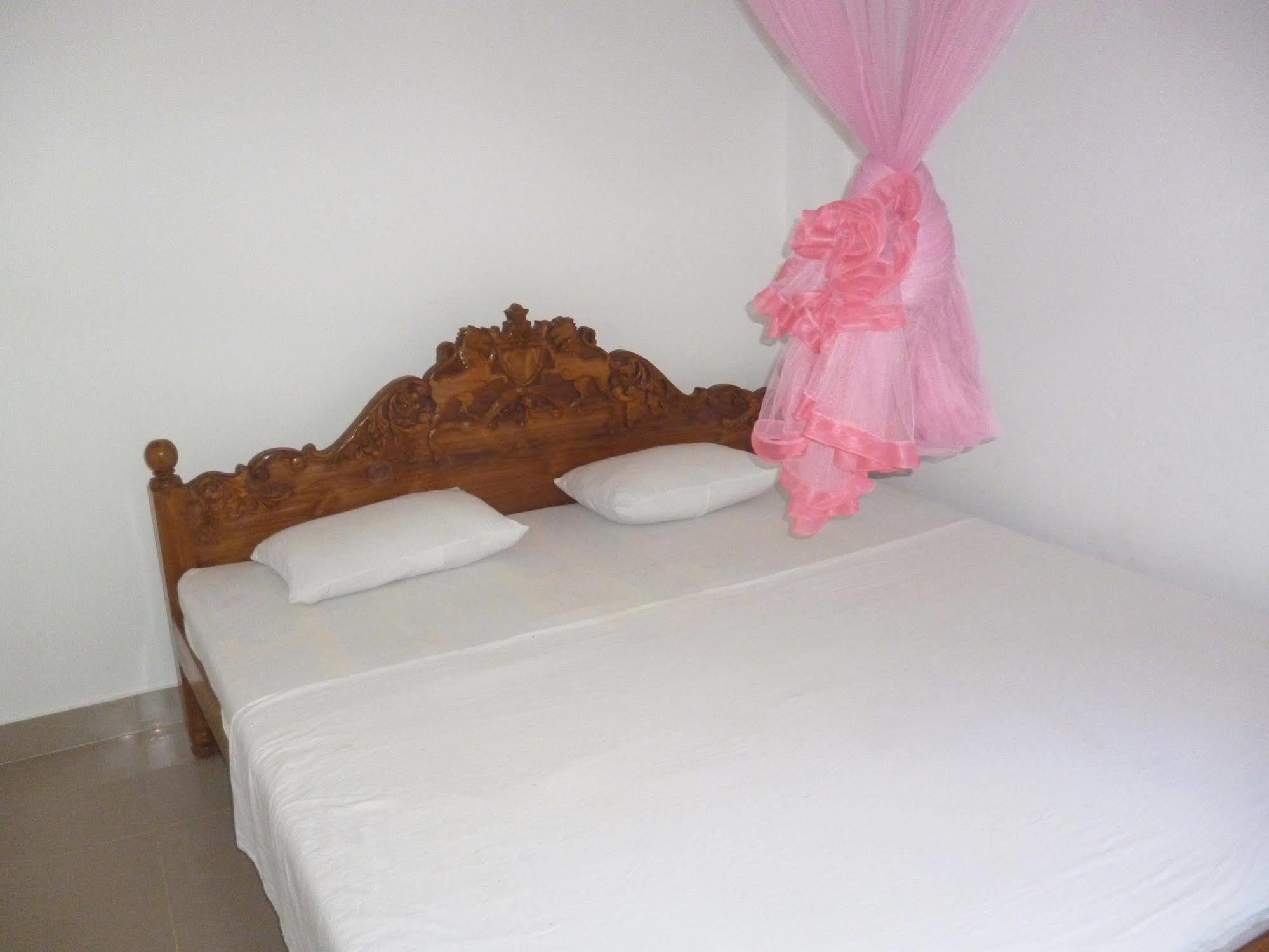 Seaview Paradise Inn Weligama Εξωτερικό φωτογραφία